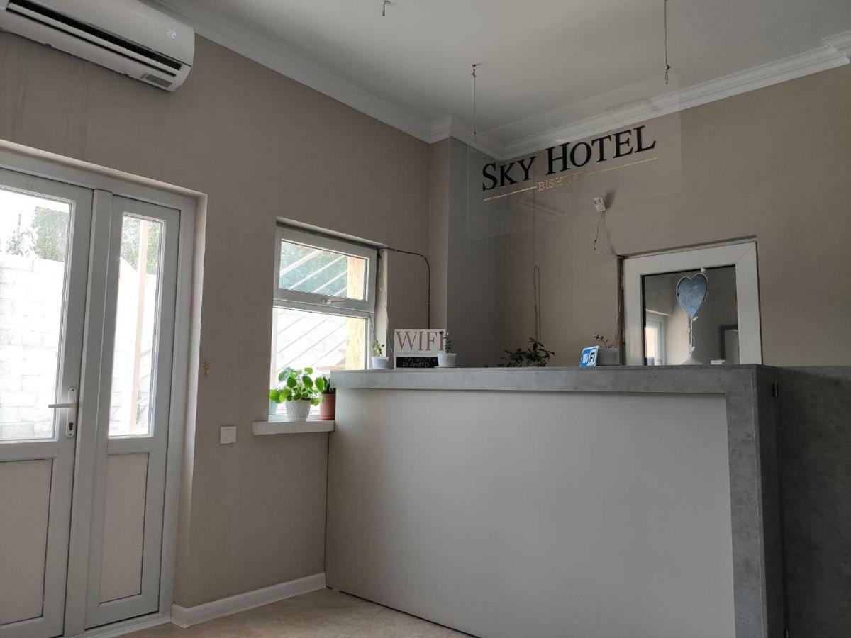 Sky Hotel Bishkek Ngoại thất bức ảnh
