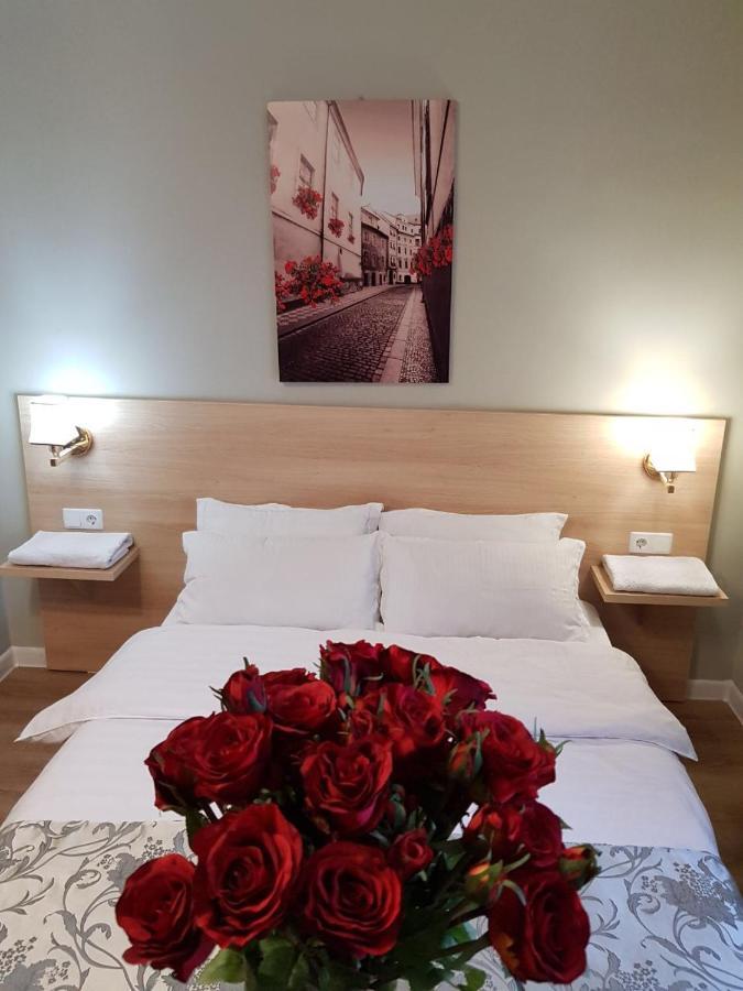Sky Hotel Bishkek Ngoại thất bức ảnh